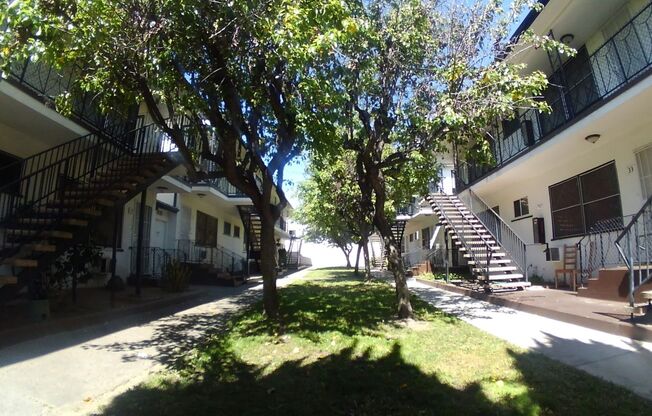 1137 E. California Ave. Glendale