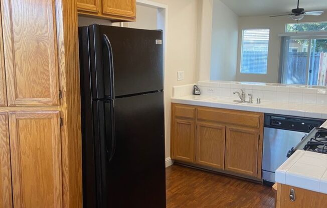 3 beds, 2 baths, $2,695