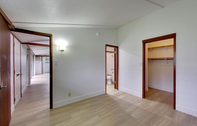 1 bed, 1 bath, 720 sqft, $2,457, Unit 23
