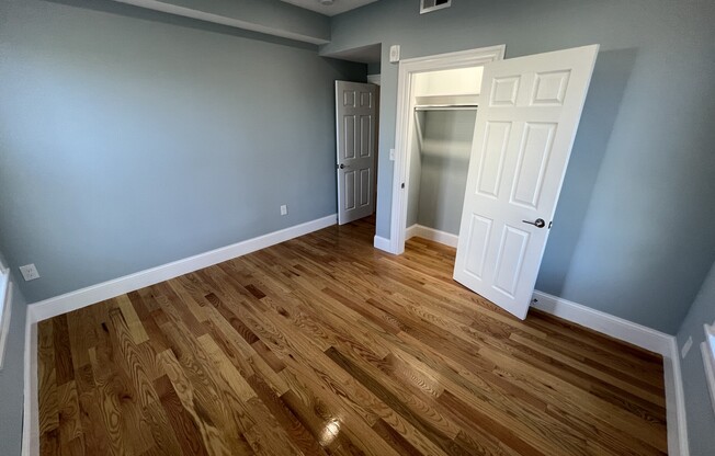 2 beds, 1 bath, $4,195, Unit 6