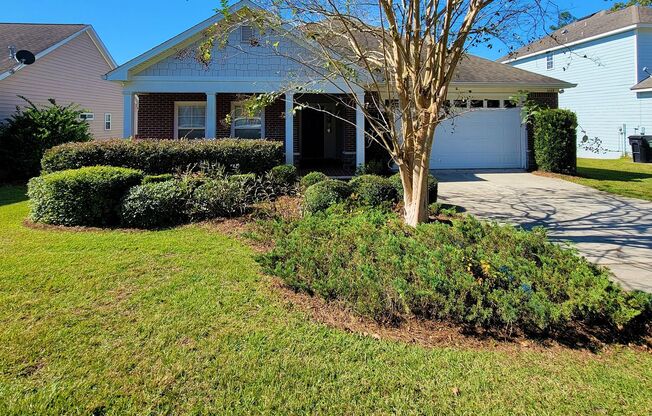 3 bedroom house for rent in NE Tallahassee Park Charleston Subdivision, privacy fenced back yard & 2 car garage available December 6, 2024 for $2600