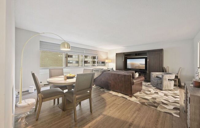 Updated 1,000 Square Foot One Bedroom W/Parking Included- Roof Top, Pool, Front Desk, AMAZING LOCATION!