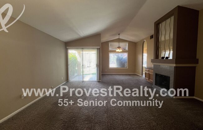 Jess Ranch 55+ 2 Bed/ 2 Bath Home in Apple Valley!!!