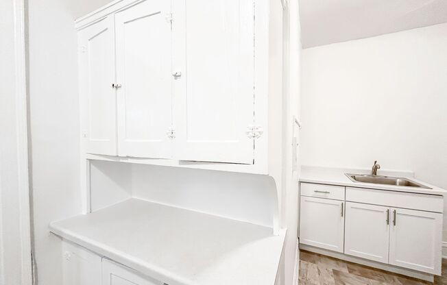 1 bed, 1 bath, 600 sqft, $990, Unit 102