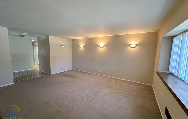 $2995 - 2 Bed/1.5 Bath Duplex in Santa Clara w/ Attached Garage