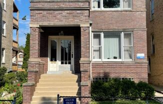 4043 N MONTICELLO AVE