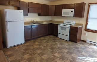 3 beds, 1 bath, $1,670