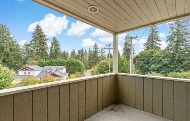 12520 ROOSEVELT WAY NE