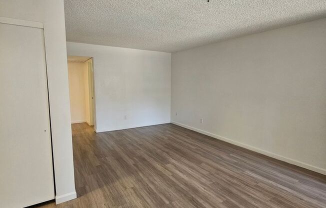 1 bed, 1 bath, 580 sqft, $915, Unit 226
