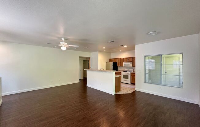 2 beds, 2 baths, $1,595