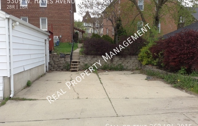 5309 W HAYES AVE