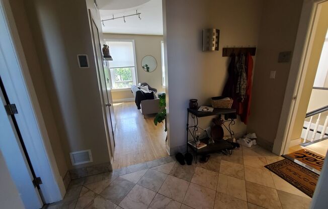 1 bed, 1 bath, 900 sqft, $1,295, Unit 3B