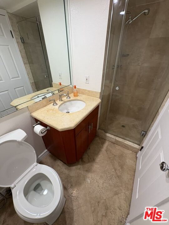 8909 Burton Way Apt 205