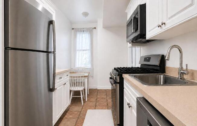 2 beds, 1 bath, 1,000 sqft, $6,000, Unit GB