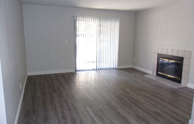 7134 GLORIA DR