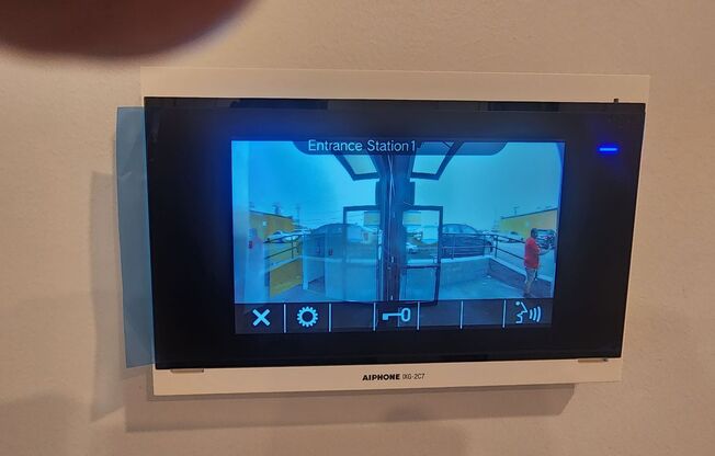 2 BLOCKS FROM BEACHMONT TRAIN STATION CALL FOR COST DETAILS