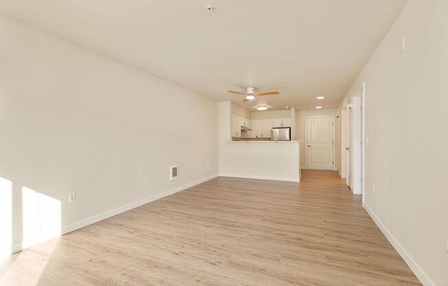 1 bed, 1 bath, 593 sqft, $1,895, Unit 305