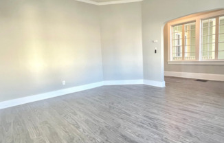 1 bed, 1 bath, 782 sqft, $675, Unit 216 Park Ave