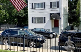455 FRANKFORT ST
