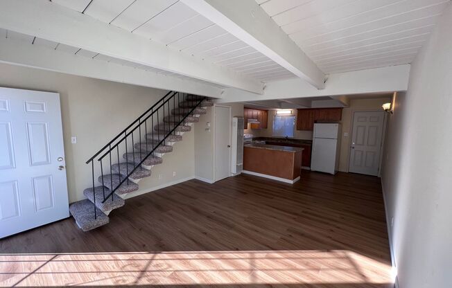 Schafer Rd - 934 - 948