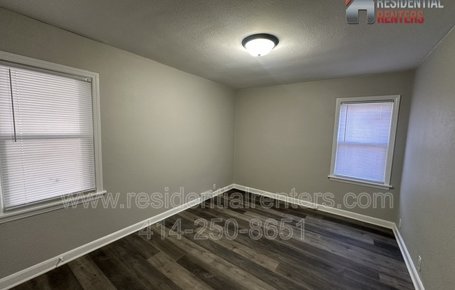 4464 N 38 ST