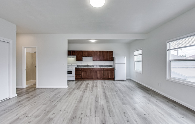 1454 36 AVE