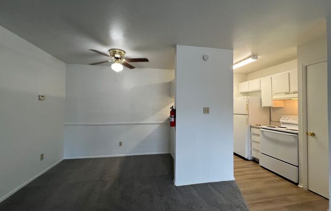 1 bed, 1 bath, 660 sqft, $1,000, Unit 102