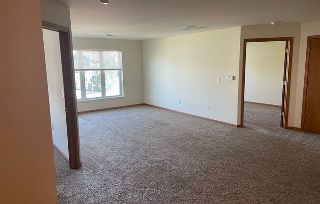 2 beds, 1 bath, 1,153 sqft, $1,610, Unit 931-305