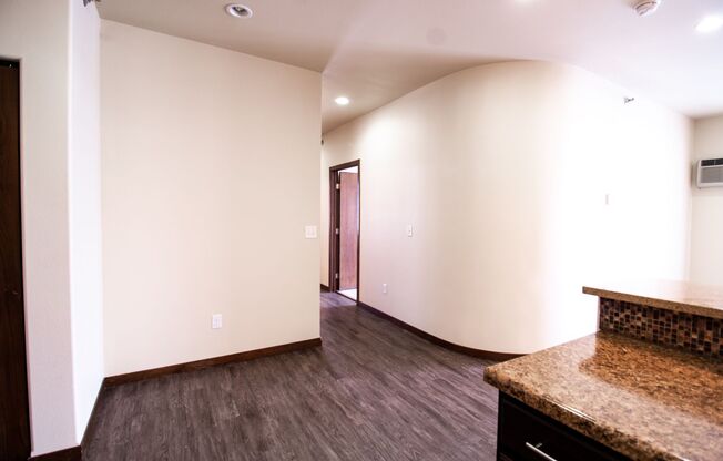 3 beds, 2 baths, 1,323 sqft, $1,725, Unit A202