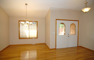 3 beds, 2 baths, $2,700