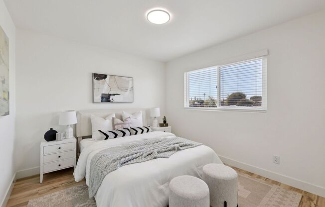 2 beds, 2 baths, 975 sqft, $2,874, Unit 107