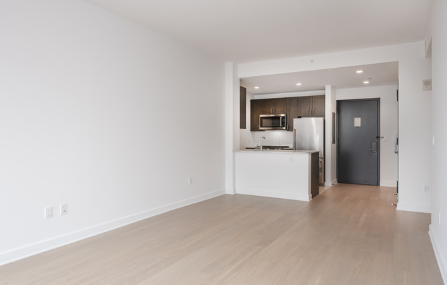 1 bed, 1 bath, $5,195, Unit 213713