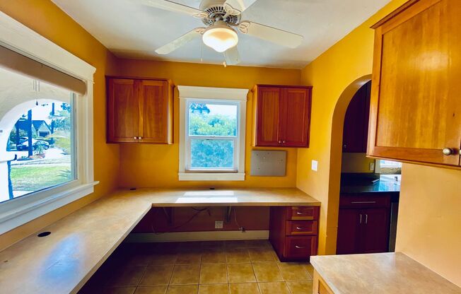 Beautiful 3 Bedroom Cottage in Kensington with Extra Room for an Office!