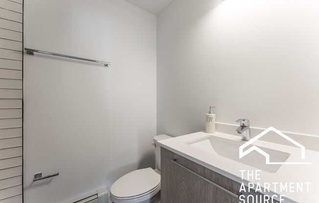 2 beds, 1.5 baths, $2,265, Unit 3C