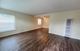 2 beds, 1 bath, 1,000 sqft, $3,195, Unit 371