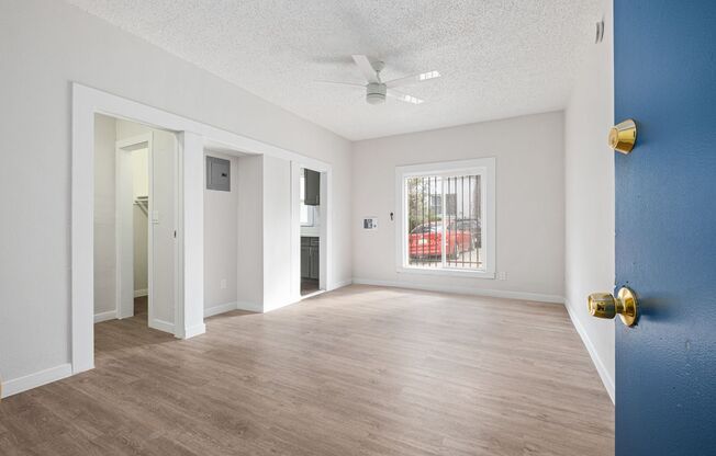 New Hampshire | Gorgeous Studio Apartments