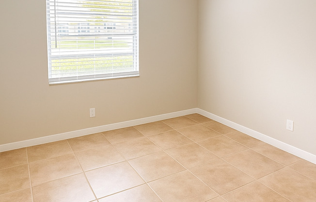 1 bed, 1 bath, 587 sqft, $1,750, Unit 110