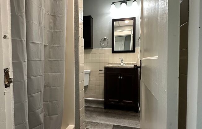 Studio, 1 bath, 225 sqft, $680, Unit 65