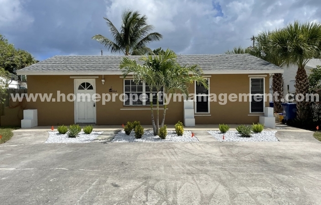 116 E CENTRAL BLVD