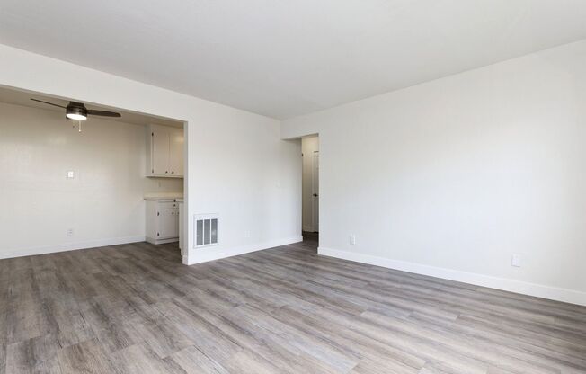 1 bed, 1 bath, 650 sqft, $1,845, Unit 215
