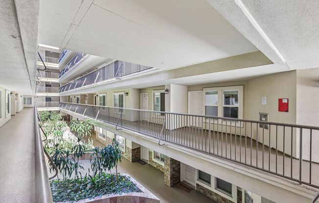 Harborview Apartments