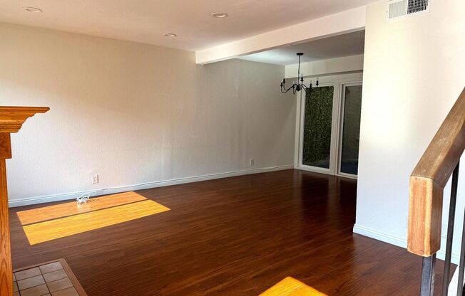Beautiful 3 Bedroom 2.5 Bath