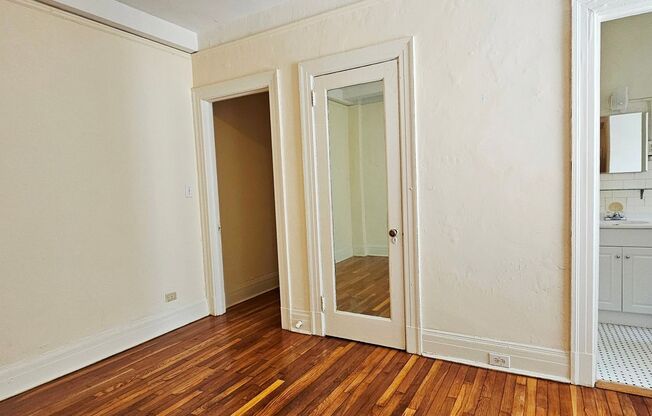 2 beds, 2 baths, 775 sqft, $1,975, Unit 210