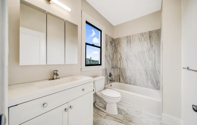 2407 25th Ave, San Francisco, CA 94116