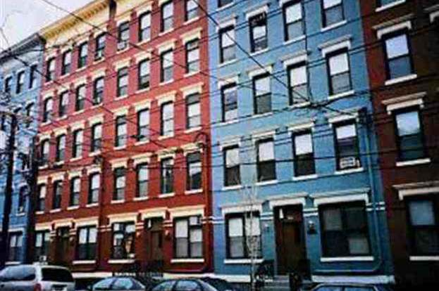 813 PARK AVE