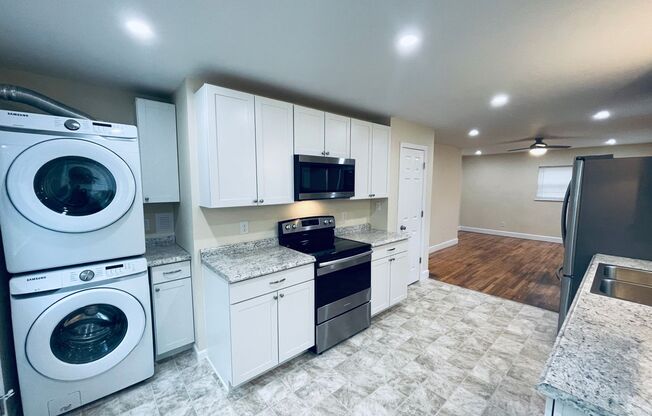 2 beds, 1 bath, $1,895