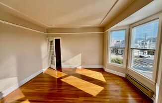 1 bed, 1 bath, $2,600, Unit 5