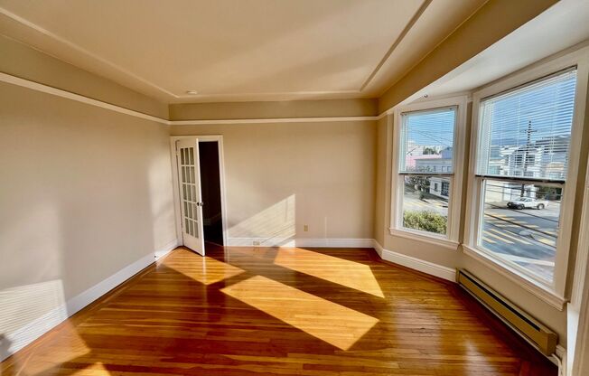 1 bed, 1 bath, $2,600, Unit 5