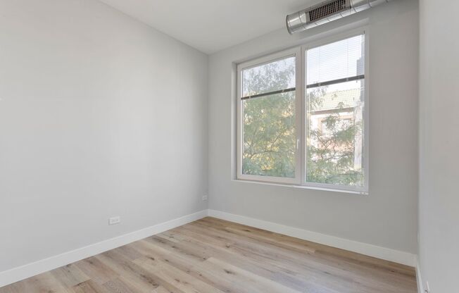 2 beds, 1 bath, 664 sqft, $2,300, Unit 210