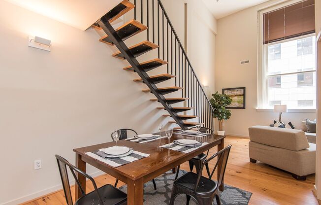2 beds, 2 baths, $2,995, Unit #204